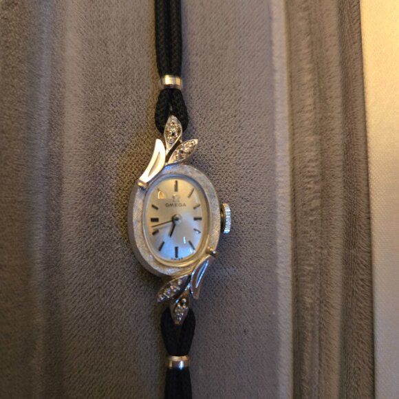 Omega 1950s Vintage Watch - Picture 2 of 6